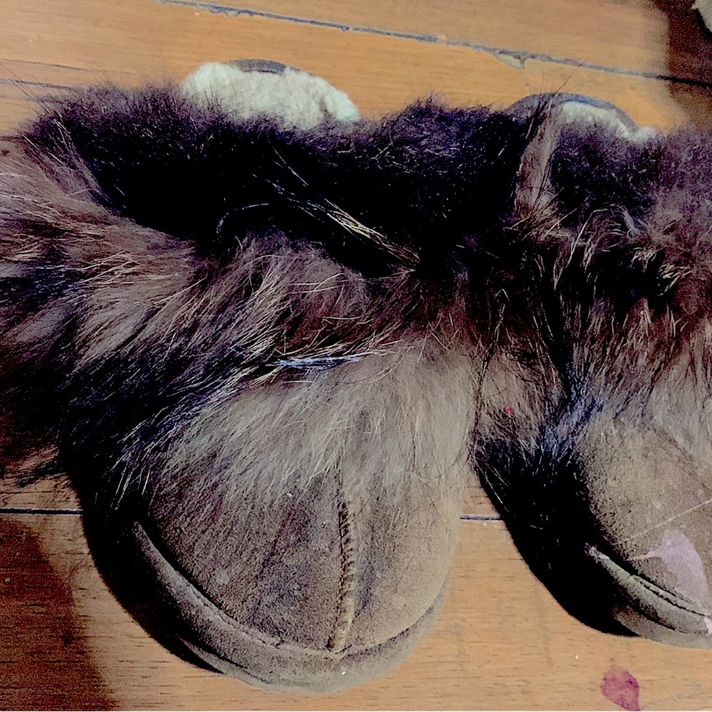 Custom BearPaw Slippers Womens 8 REAL WOLF FUR